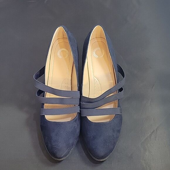 JOURNEE COLLECTIO FAUX SUEDE COMFORT SOLE ALMOND TOE TRIPLE ELASTIC STRAP SHOE - Picture 2 of 16